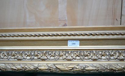 null Cadre en bois et stuc doré dit Barbizon, bronziné

Epoque Napoléon III

80 x...