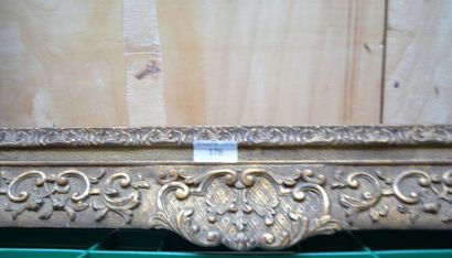 null Cadre en bois et stuc doré de style Louis XIV

53,5 x 45,5 cm - Profil : 9 cm...