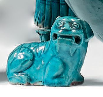 CHINE XVIIIe siècle Ensemble comprenant deux chimères, un crapaud, un chien de Fô...
