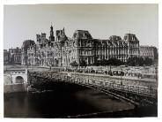 ÉDOUARD-DENIS BALDUS (1813-1889) Hôtel de ville et Pont d'Arcole Paris, Papier salé...