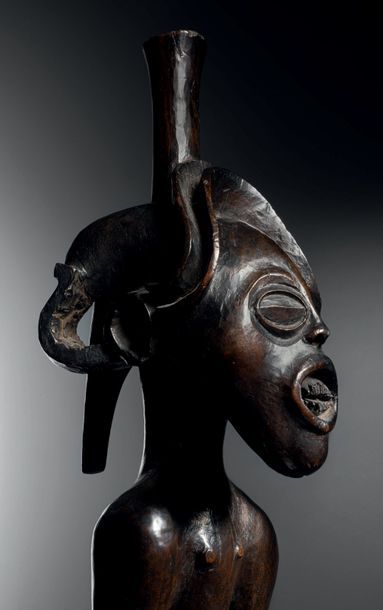 null Statue Tshokwe, Style du pays d'origine, Région de Muzamba, Angola
Époque présumée:...