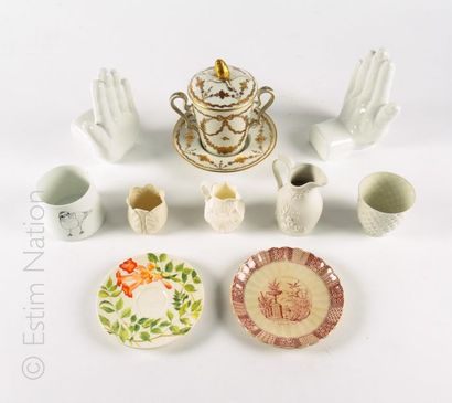CERAMIQUE Mixed set of earthenware and polychrome porcelain pieces including cups,...