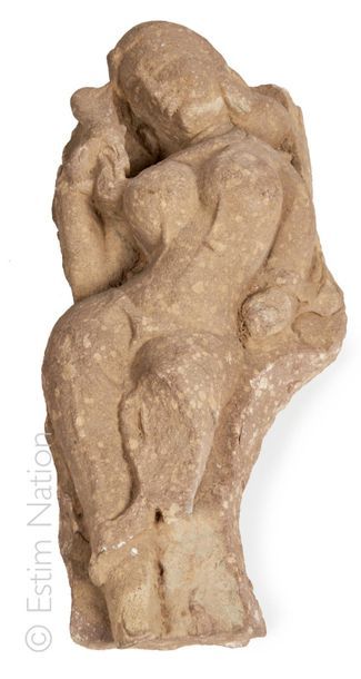 INDE INDIA - Medieval period, 10th / 13th century Wall ornamental
part in sandstone...