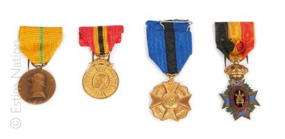 DECORATIONS BELGES Lot comprenant : 

- Médaille commémorative du règne du roi Léopold...