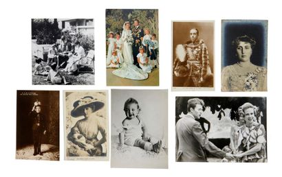 Cartes postales Maisons royales Ensemble d'environ 900 cartes postales sur des personnalités...