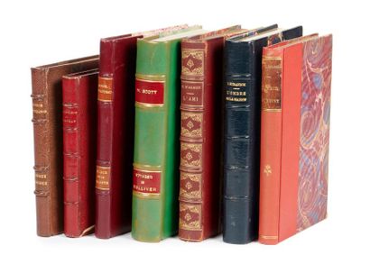 LITTÉRATURE ET DIVERS Ensemble de 15 volumes brochés et reliés et demi-reliure, éditions...