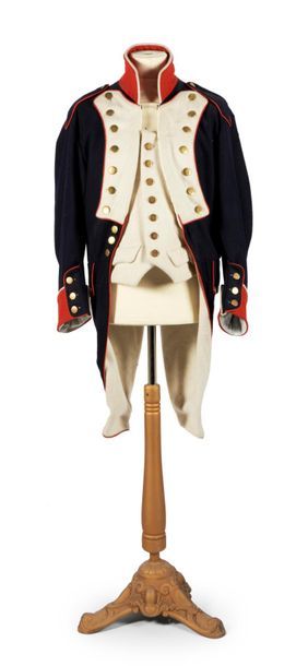 ARMEE NAPOLEONIENNE Partie d'uniforme de régiment d'infanterie vers 1810.
Reproduction...