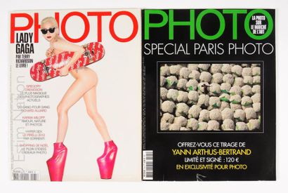 MAGAZINES PHOTO Ensemble deux magazines "PHOTO" 
- numéro de décembre 2011 : "Lady...