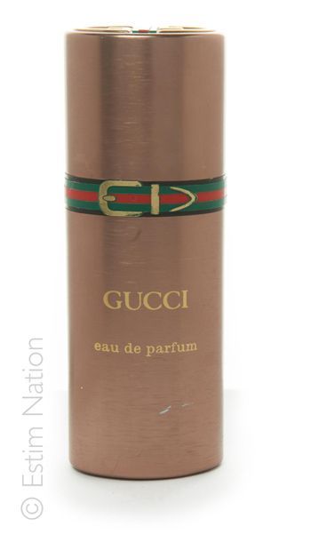 GUCCI GUCCI 
Flacon atomiseur avec sa recharge contenant 70mL d'Eau de Parfum d'...