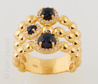 BAGUE SAPHIRS DIAMANTS Bague en argent doré 925/°° composé de trois anneaux rehaussé...