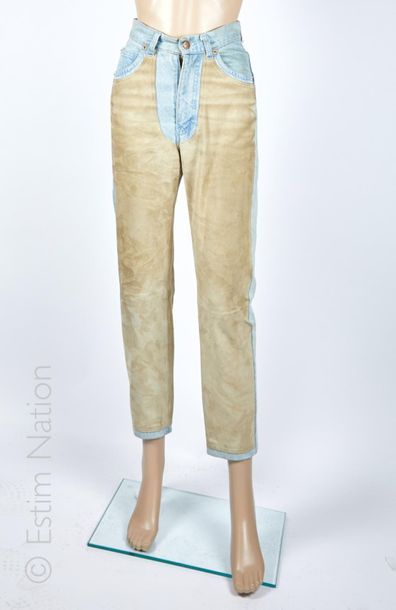 VALENTINO Jeans vintage JEAN en denim clair rehaussé de cuir beige (W 26) (quelques...