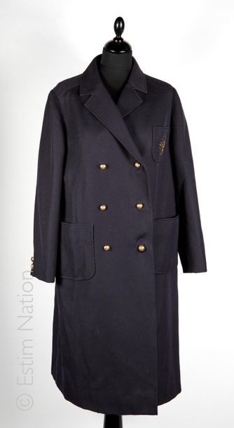 PAKOU COUTURE VINTAGE, SCHOOL RAG, 7/8 th coat in navy wool gabardine, three patch...
