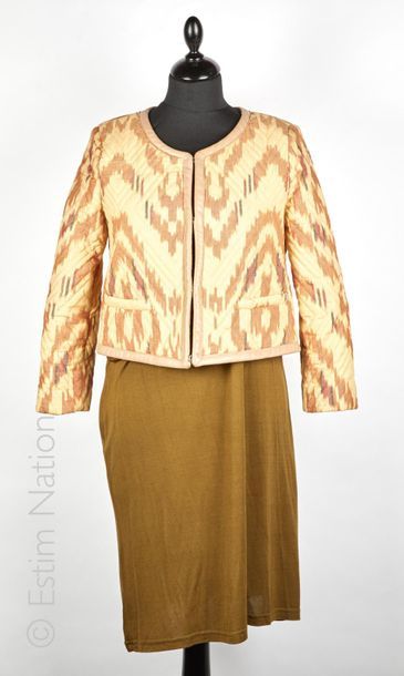 SANDRO, EXETERA JACKET in cotton overstitched ikat style, gold leather trim (T 36),...