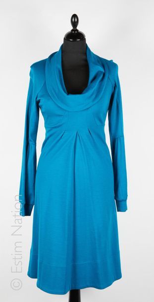 Diane von FURSTENBERG ROBE en laine bleu céruléen, col châle, découpe à la taille,...