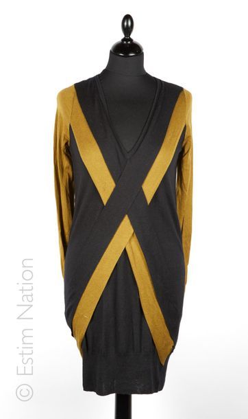 PAUL SMITH BLACK LABEL, AMERICAN VINTAGE, ANGE, NI FOUR MINI DRESSES: the first one...
