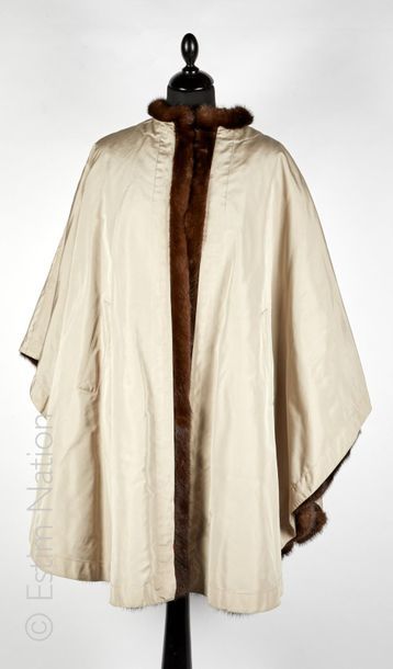 GIVENCHY Haute Fourrure vintage CAPE -PELISSE in elongated scanbrown mink, top in...