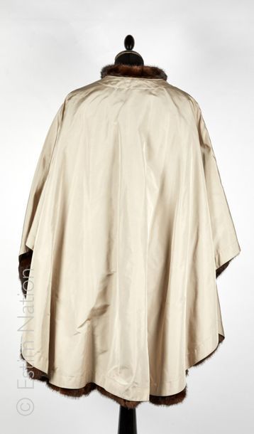 GIVENCHY Haute Fourrure vintage CAPE -PELISSE in elongated scanbrown mink, top in...
