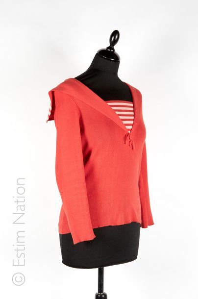 SONIA RYKIEL VINTAGE, IRIE, TED LAPIDUS VAREUSE en tricot de coton rouge et blanc...