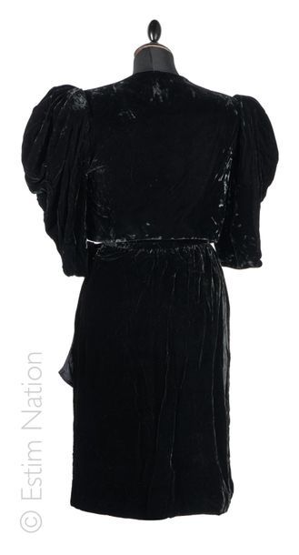YVES SAINT LAURENT RIVE GAUCHE (hiver 1991), VALEN BOLERO in black artificial velvet...