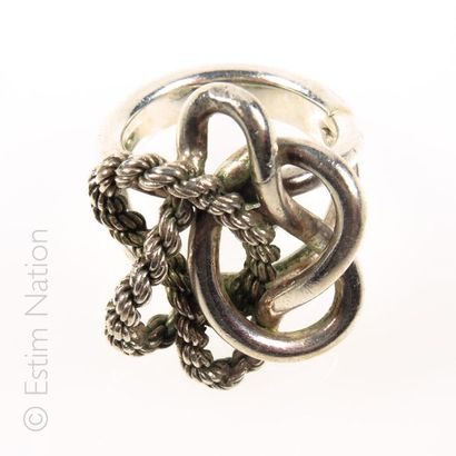 HERMES Paris Vintage Silver ring with interlaced rope decoration (gross weight: 9.8...