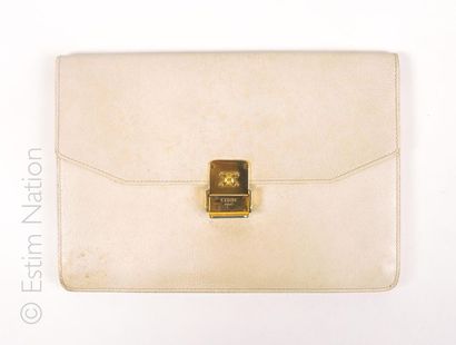 CELINE vintage POCKET with flap in unbleached goatskin (18 x 26 cm) (important alterations...