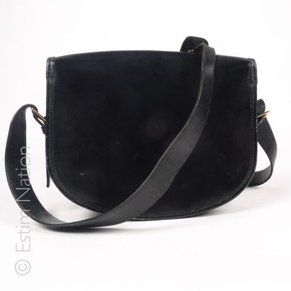 HERMES PARIS CIRCA 1970/1975 SAC "BALLE DE GOLF "en box noir, garnitures plaqué or...