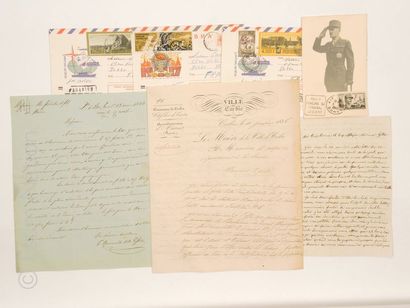 VIEUX PAPIERS ET PHILATELIE Lot de vieux papiers datés des années 1812 à 1860 (lettres,...