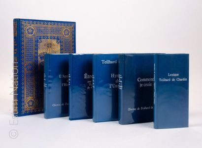 RELIGION Environ 50 ouvrages sur le thème de la religion chrétienne dont :
- P. Teillard...