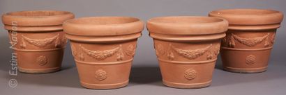 DECORATION DE JARDIN 
Suite of eight moulded plastic garden pots decorated with garlands...