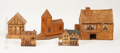 ARTS DECORATIFS Collection de cinq maquettes en bois et marqueterie de paille figurant...