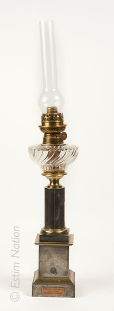 LAMPE A PETROLE vers 1840