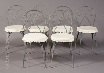 MOBILIER XXE- UNOPIU 
UNOPIU 




Garden furniture in grey lacquered wrought iron...