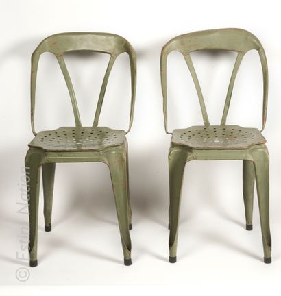 DESIGN According to Xavier PAUCHARD for TOLIX



Pair of stacking chairs in green...