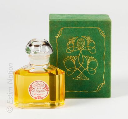 Guerlain Sir's handkerchief. Glass bottle with four-lobed stopper containing 60ml...