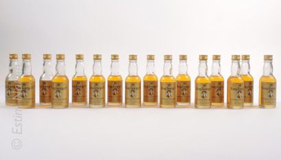 Spiritueux 16 mignonettes WHISKY KING GEORGE IV Blend Scotch Whisky (niveaux léger...