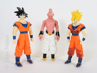 DRAGON BALL Z Trois figurines en plastique figurant Son Goku, Son Goku en super Sayen...