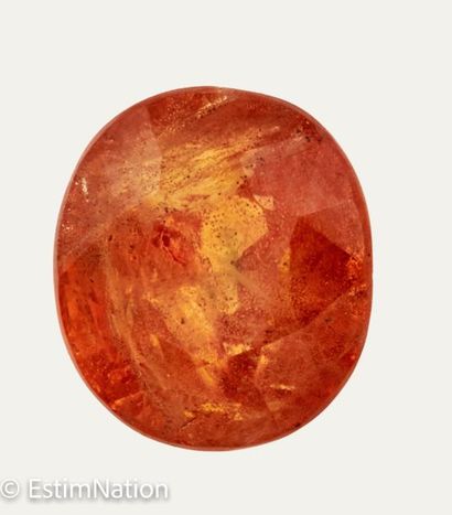 SAPHIR ORANGE 3.01 CARAT Saphir orange ovale pesant environ 3.01 carat. 
Dimensions...