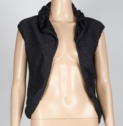 Y'S Yohji YAMAMOTO Sleeveless jacket in anthracite wool with slight blistering effect,...