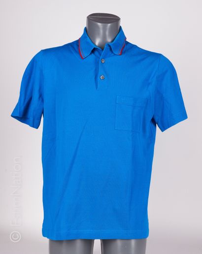 HERMES POLO en nid d'abeille bleu, col gansé rouge (T M), TEE SHIRT en nid d'abeille...