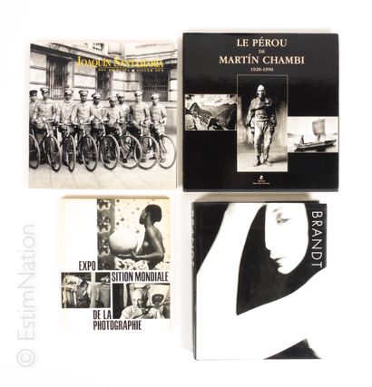 PHOTOGRAPHIE 
10 volumes (en français, espagnol, anglais...) sur le thème de la PHOTOGRAPHIE...