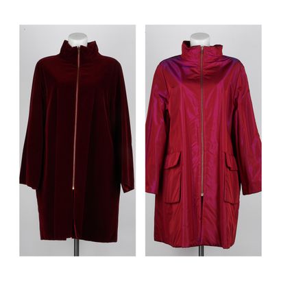 KENZO Reversible coat in burgundy cotton velvet on one side, shimmering polyester...