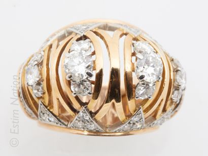 BAGUE DOME OR DIAMANTS Important 18k (750 thousandths) yellow and white gold "Dome"...