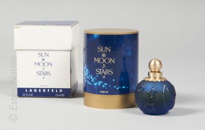KARL LAGERFELD "Sun moon stars" Flacon en verre de couleur bleue, extrait de parfum...