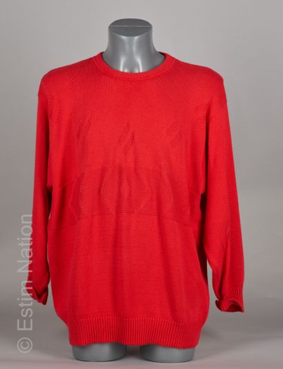 HEMMOND, GEORGES FIGALY, ZIMMERI PULL OVER en tricot de coton rouge façonné d'une...
