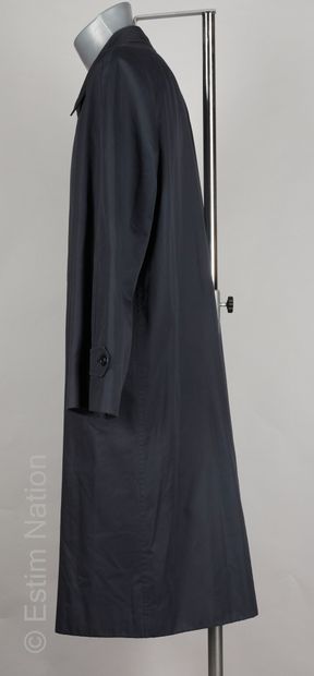 BURBERRY'S PARDESSUS en coton et polyester marine, doublure tartan, deux poches (T...