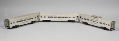 MODELISME FERROVIAIRE LIONEL LINES



Locomotive à vapeur 2056 et son tender en métal...
