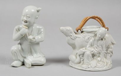 CHINE - PORCELAINES Chine



Enfant rieur

Sujet en porcelaine émaillée blanche ou...