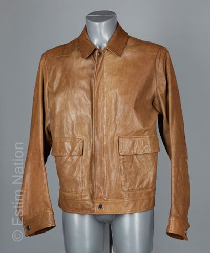 VALENTINO (MODIFICATION AU CATALOGUE) 
BLOUSON in aged lambskin with buff sheen,...