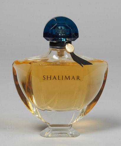 GUERLAIN "Shalimar" Flacon atomiseur en verre, contenant 90 ml d'eau de parfum. Nouveau...