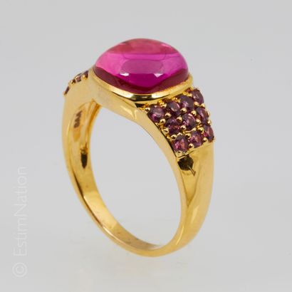 BAGUE GRENATS RHODOLITES Ring in vermeil (925 thousandths) decorated with an important...